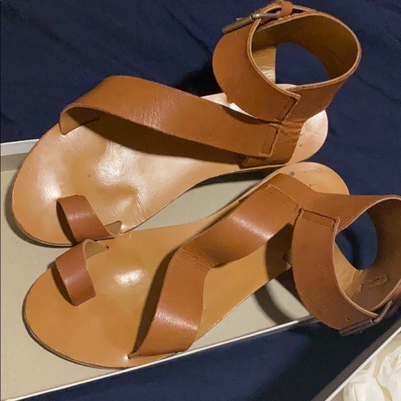 Sandals - Picture 2 of 3